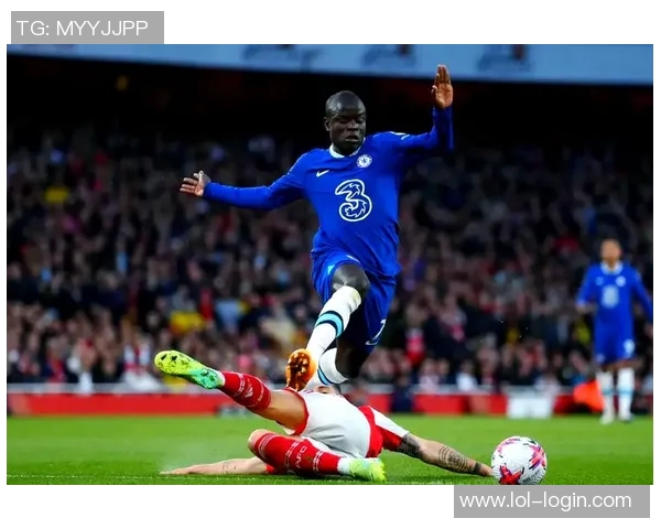 德甲激战：里昂与切尔西0比0平局引发全场震惊历史冷门再现