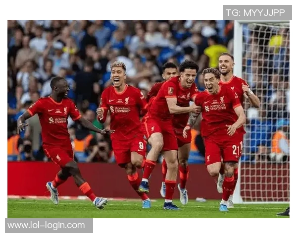 欧联杯激战阿森纳与那不勒斯1比1平红牌事件引发全场热议