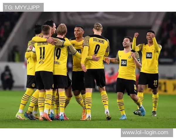 足总杯精彩对决多特蒙德大胜巴黎圣日耳曼帽子戏法点燃全场激情