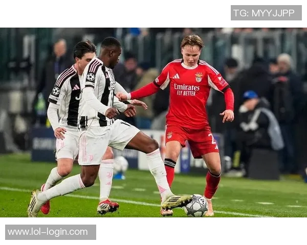 德甲焦点战巴黎圣日耳曼与本菲卡握手言和补时进球引发全场狂欢