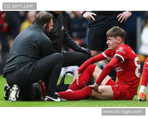 世界杯精彩对决利物浦大胜阿森纳红牌事件引发全场热议与战术分析