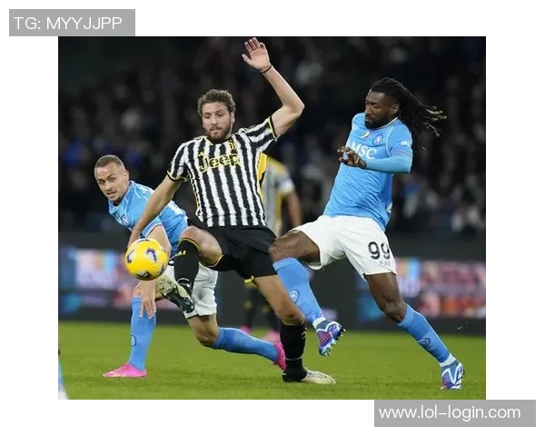 友谊赛精彩回顾：那不勒斯绝杀尤文图斯全场沸腾瞬间解析